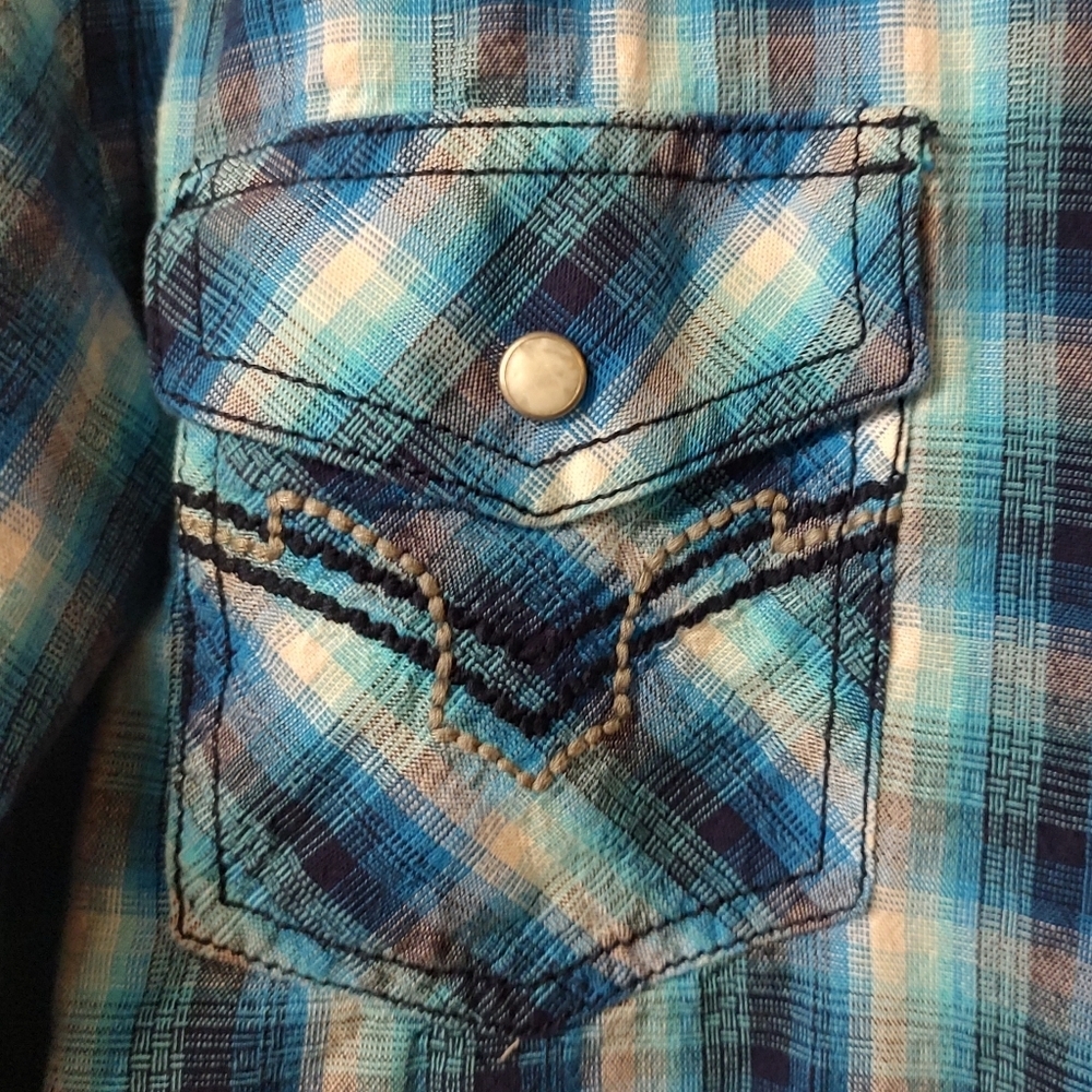 Wrangler Rock 47 Navy And Aqua Blue Plaid Pearl Snap Button Down Shirt - Picture 4 of 6